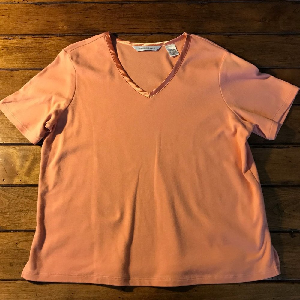 Draper's & Damon's Tee with satin banded collar